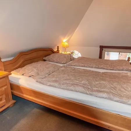 Awesome Apartment In Dagebuell With Wifi *